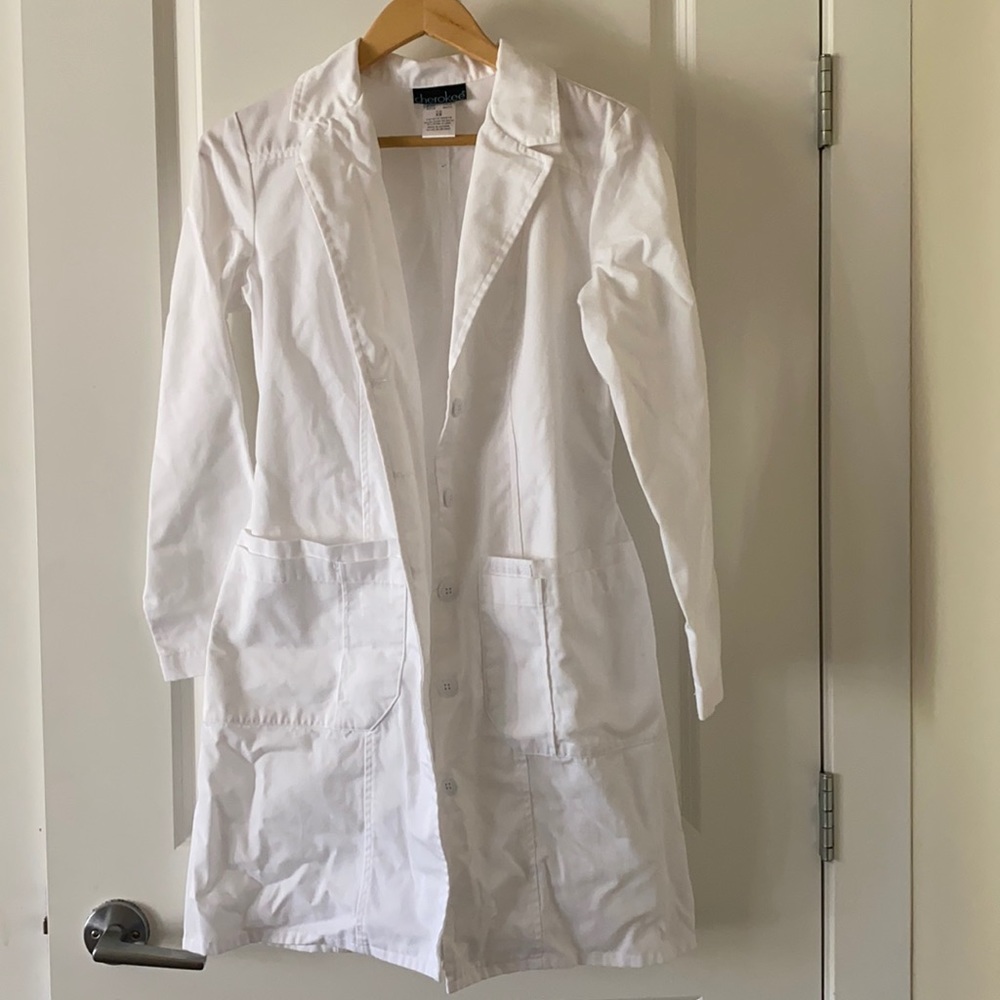 White lab coat Halloween costume